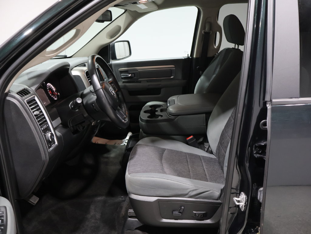 Used 2017 RAM 1500 Big Horn AWD/4WD image 10