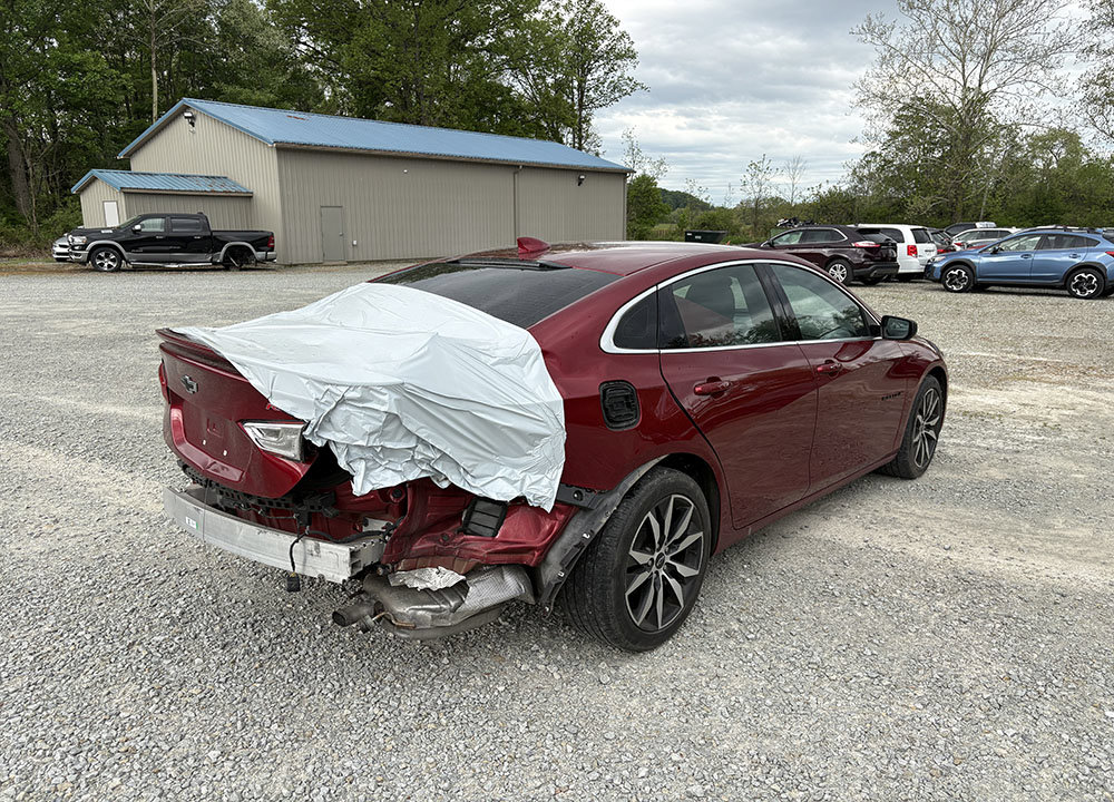 Used 2021 Chevrolet Malibu RS FWD image 2