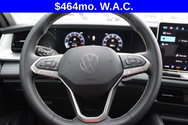 Used 2025 Volkswagen Tiguan SE AWD/4WD image 28