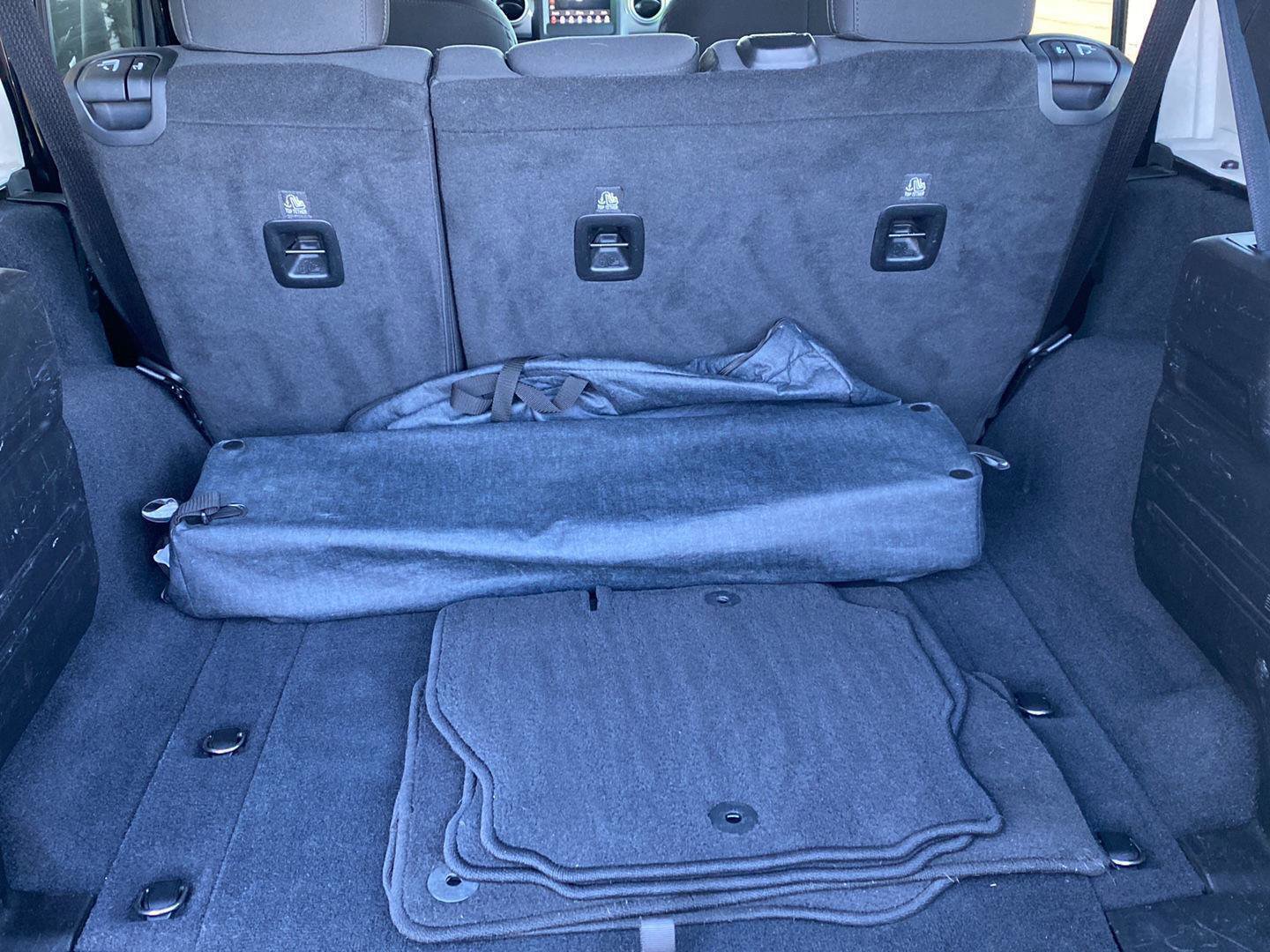 Used 2019 Jeep Wrangler Unlimited Sahara image 21