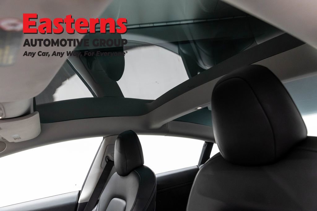 Used 2022 Tesla Model 3 Long Range AWD/4WD image 27