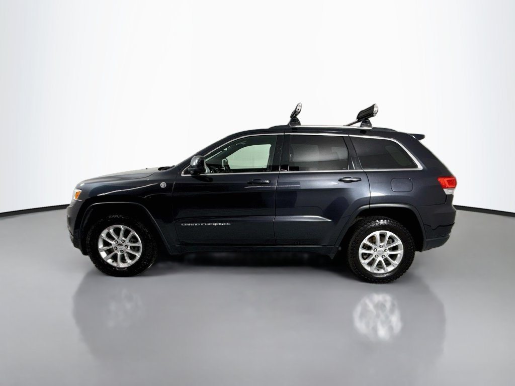 Used 2016 Jeep Grand Cherokee Laredo w/ Quick Order Package 23E AWD/4WD image 2