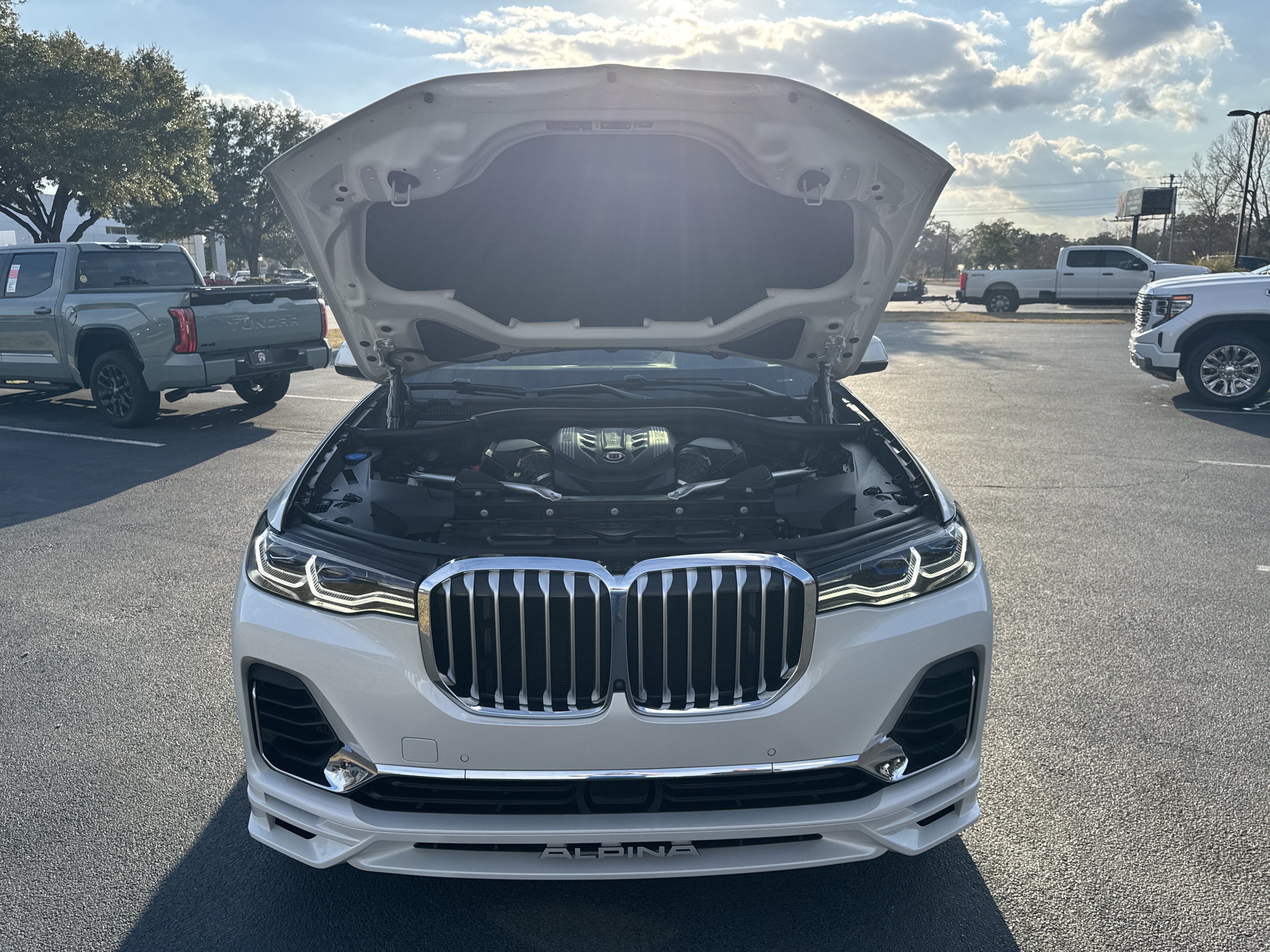 Used 2022 BMW ALPINA XB7 AWD/4WD image 45