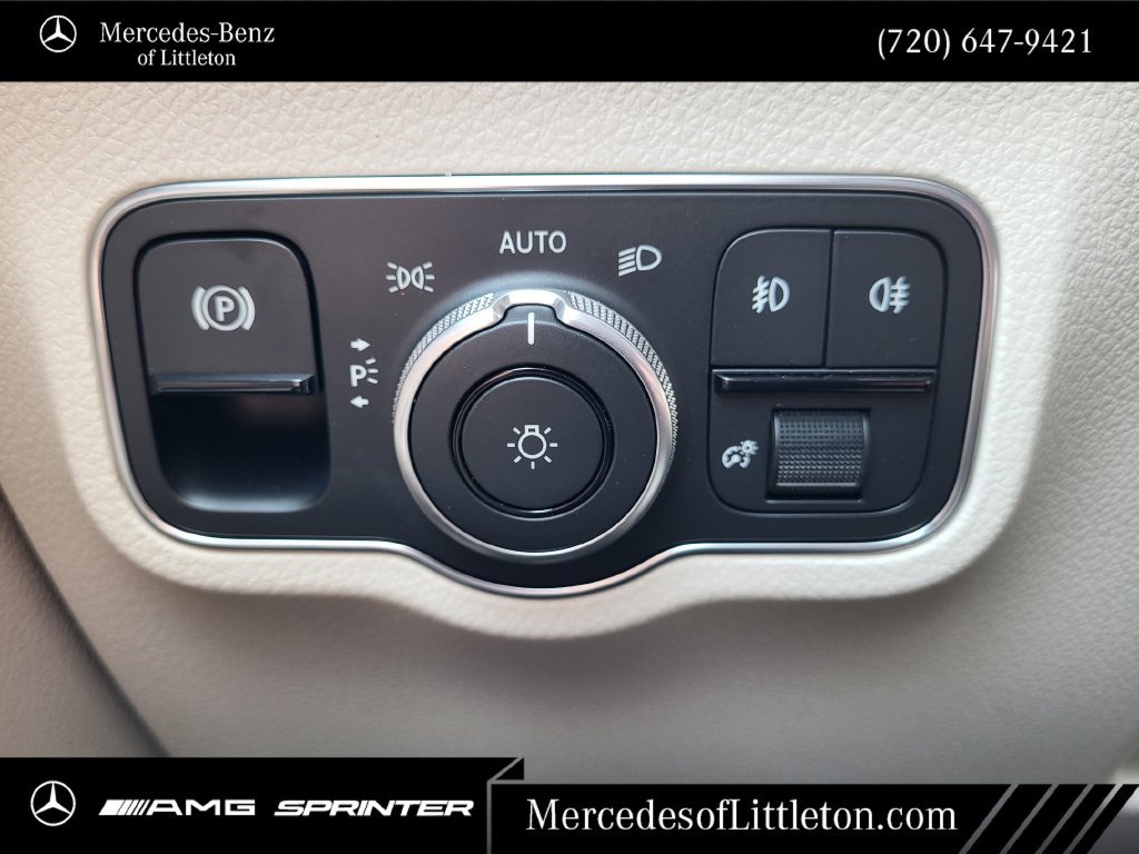 New 2026 Mercedes-Benz GLB 250 4MATIC image 21