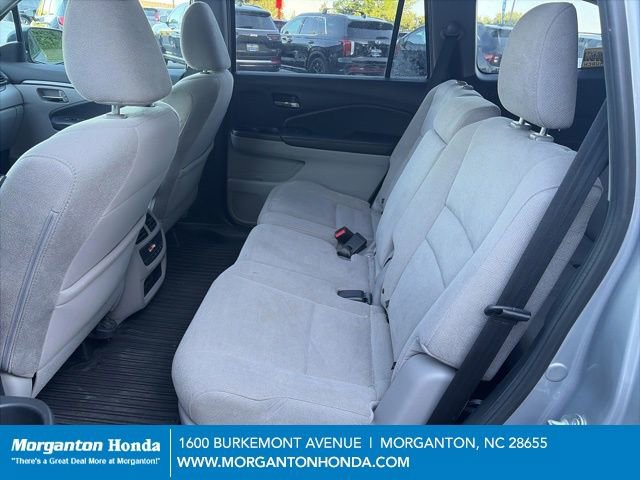 Used 2020 Honda Pilot EX image 25