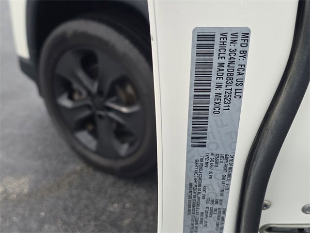 Used 2020 Jeep Compass Latitude image 18