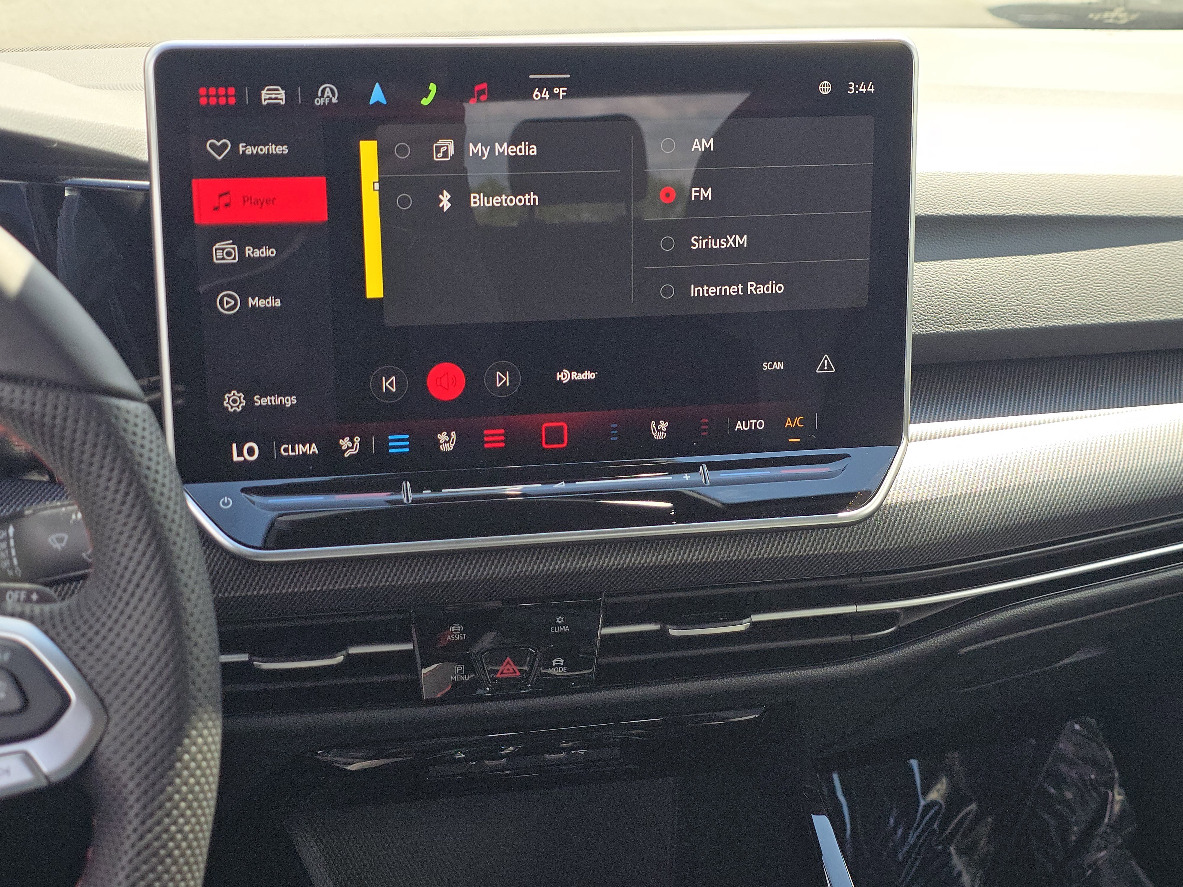 New 2026 Volkswagen GTI SE FWD image 25
