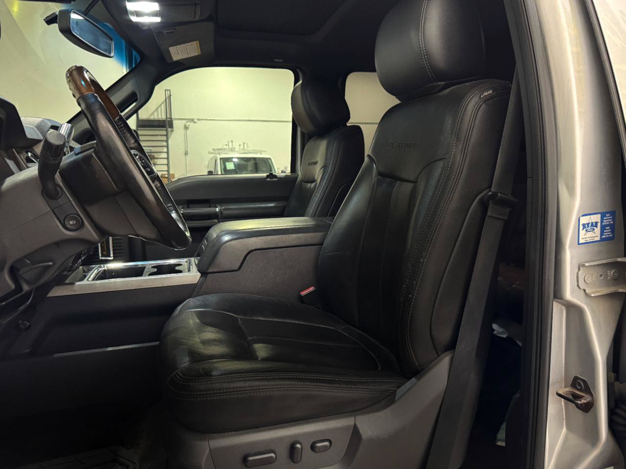 Used 2014 Ford F250 Platinum w/ FX4 Off-Road Package AWD/4WD image 6