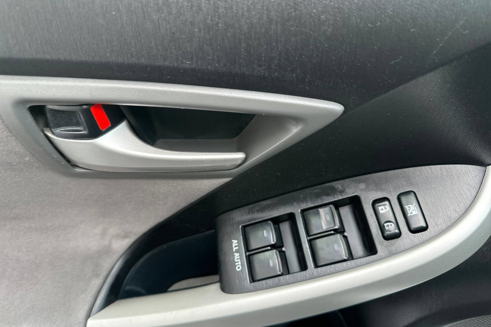 Used 2013 Toyota Prius Three FWD image 11