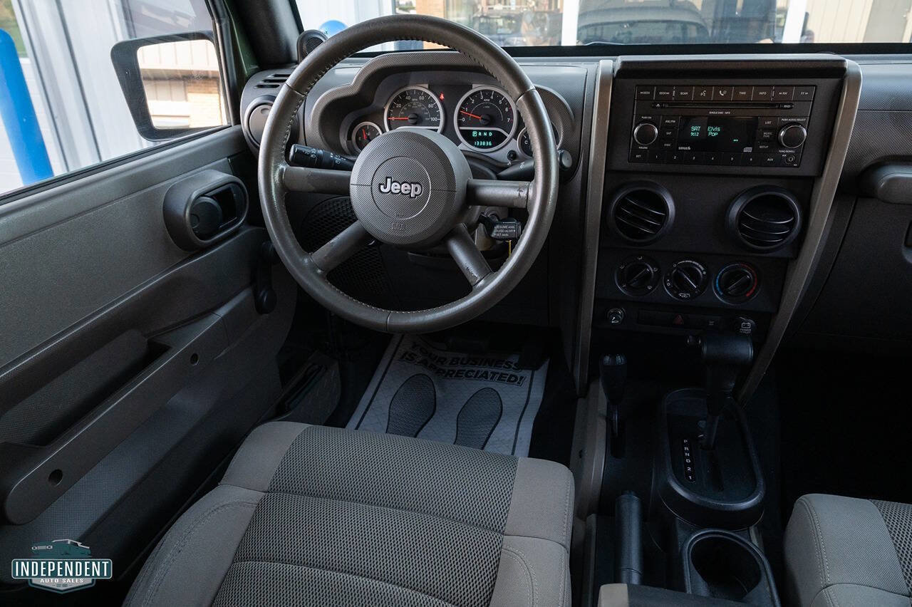 Used 2007 Jeep Wrangler Sahara image 8