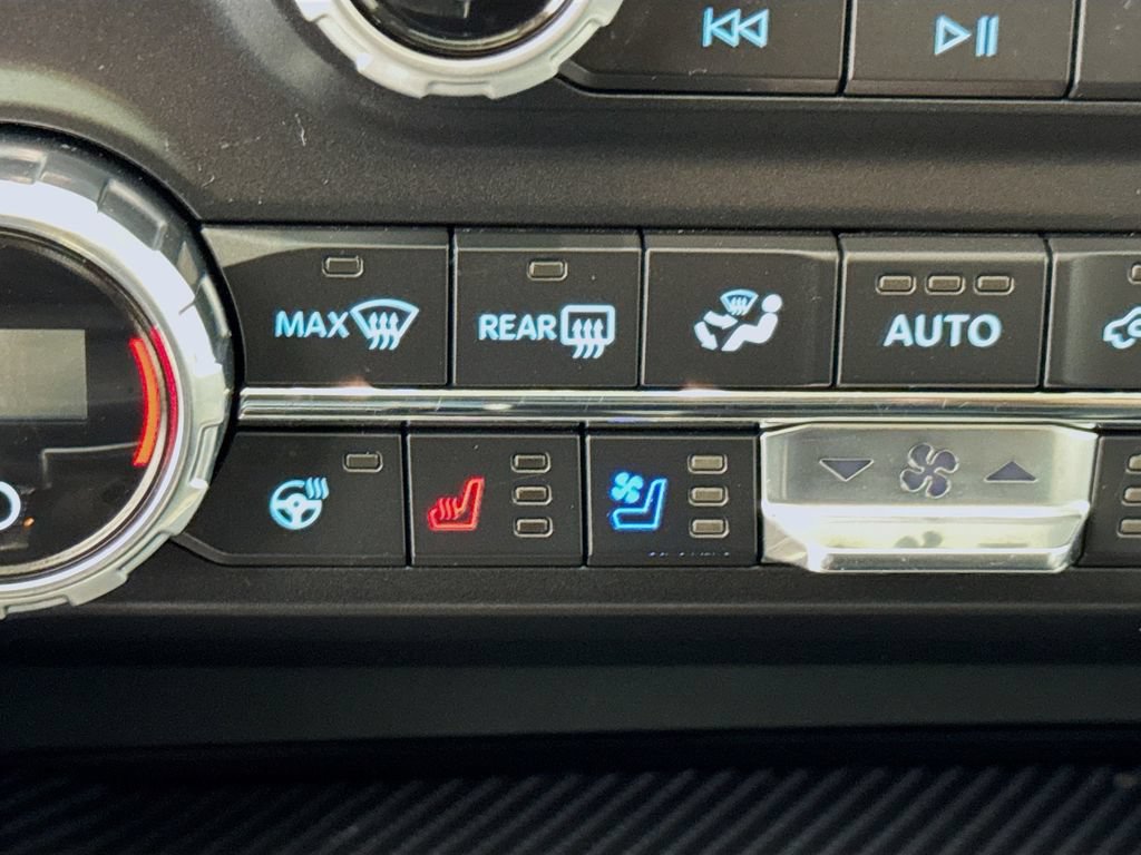 Used 2021 Ford F150 Limited AWD/4WD image 26