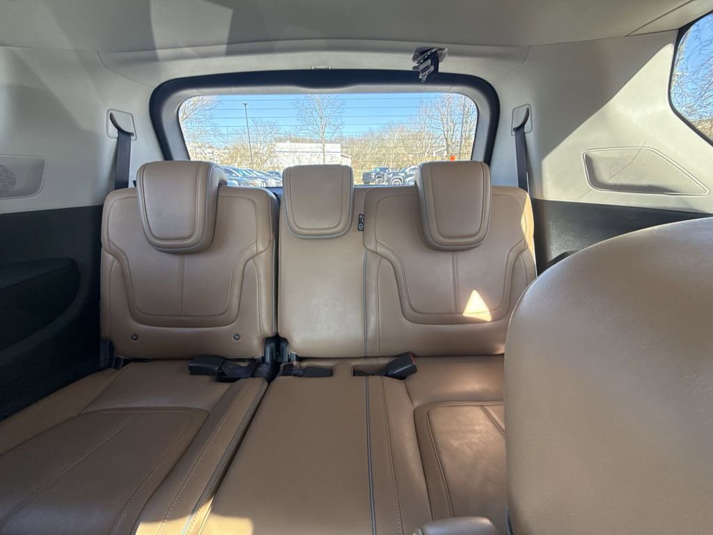 Used 2025 INFINITI QX80 Sensory AWD/4WD image 23