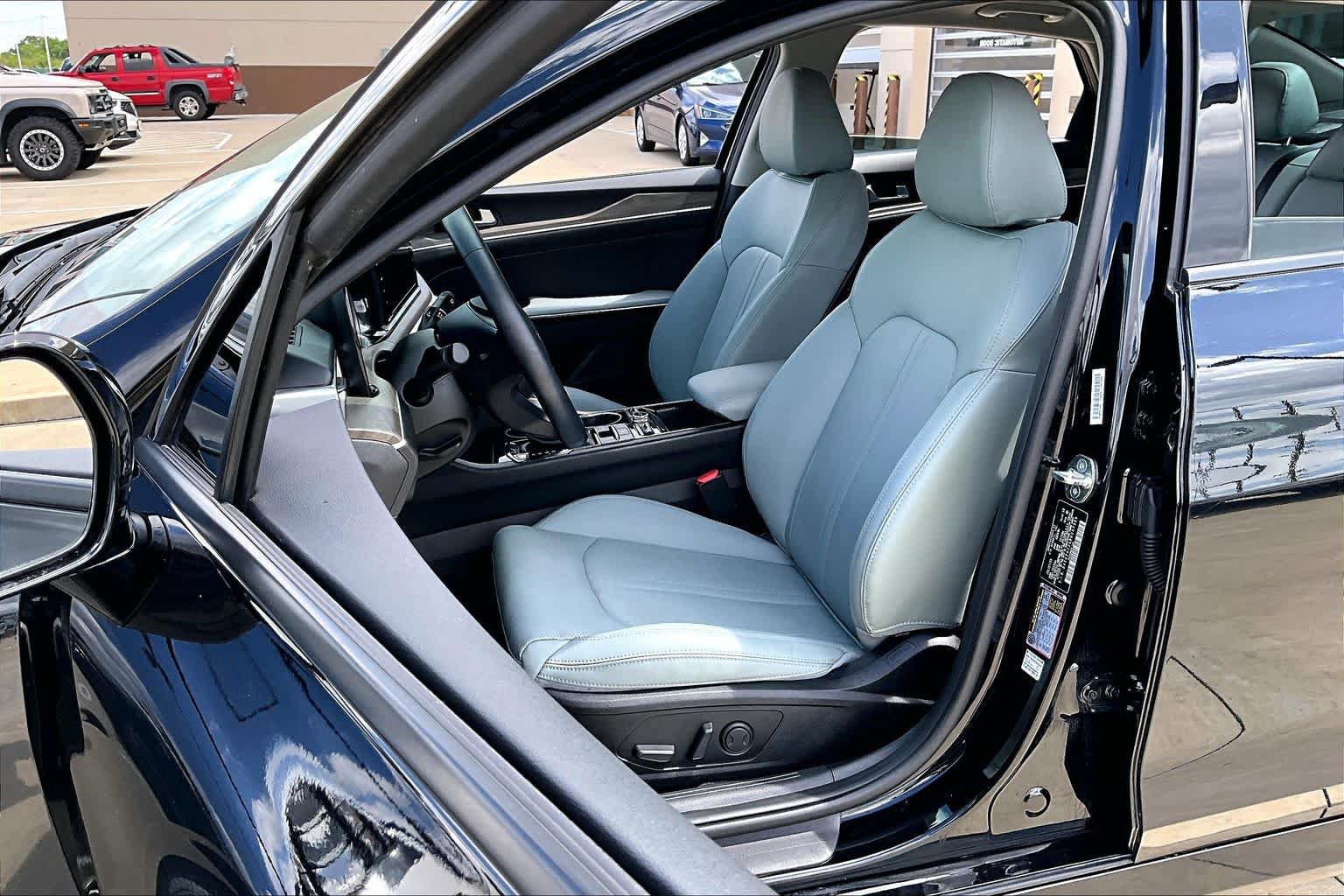 Used 2024 Kia K5 EX w/ EX Premium Package FWD image 8