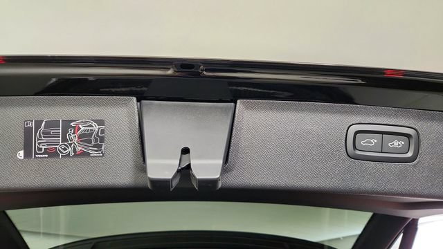 New 2026 Volvo XC90 T8 Plus w/ Protection Package AWD/4WD image 45