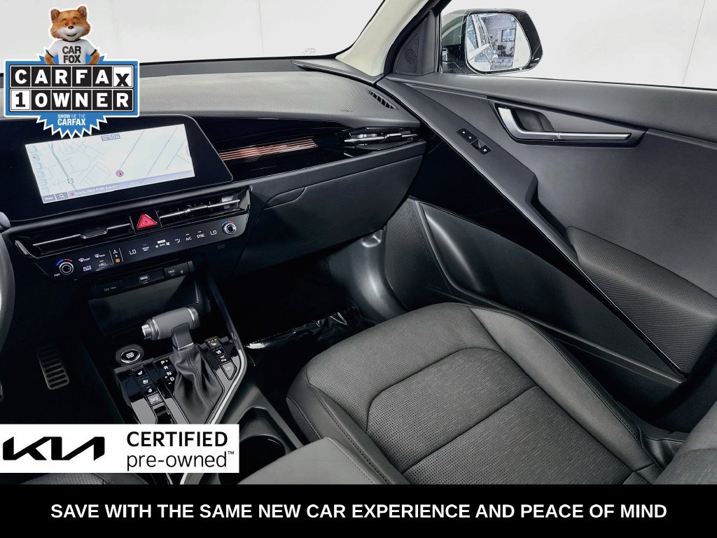 Certified 2025 Kia Niro SX Touring FWD image 30