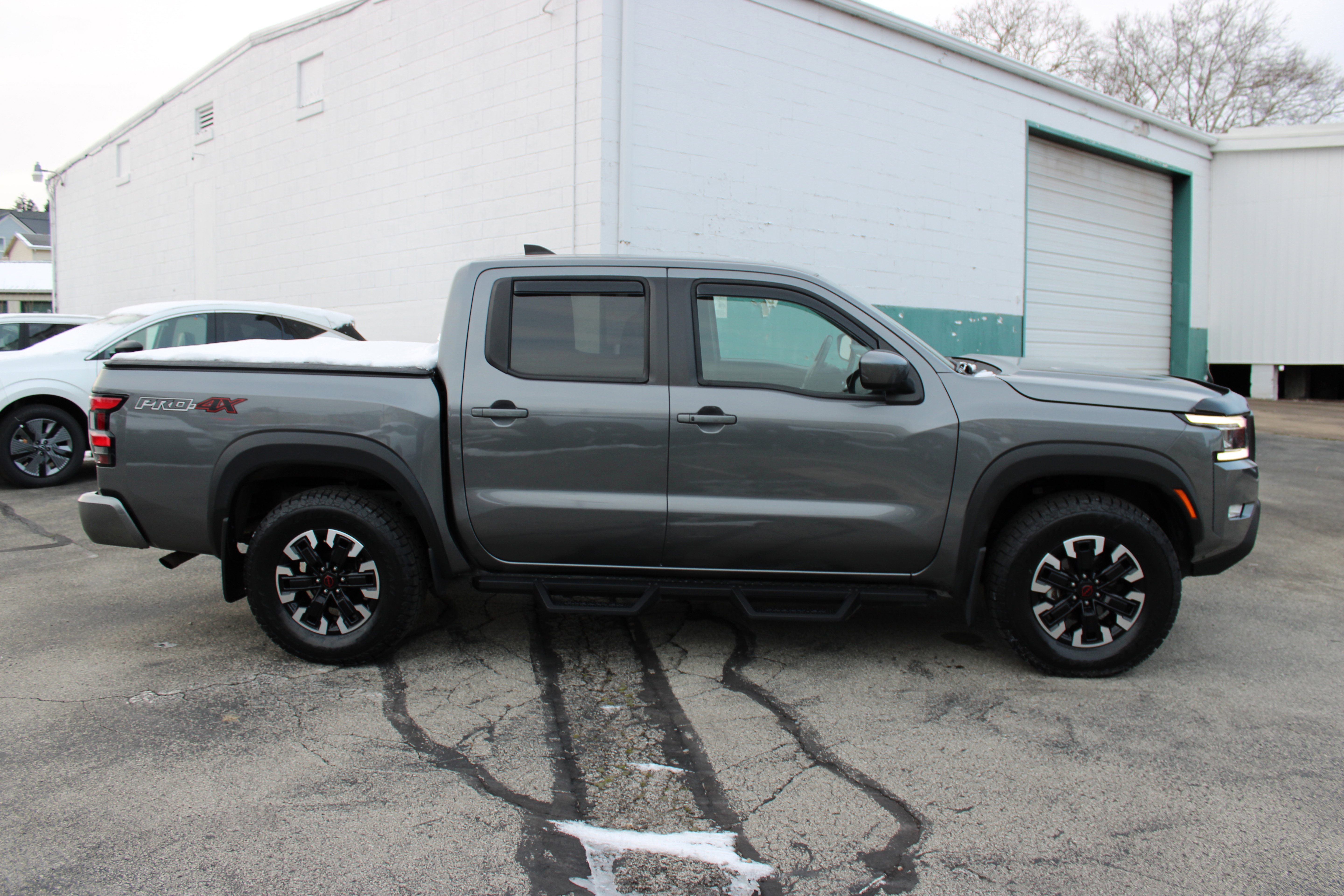 Certified 2024 Nissan Frontier PRO-4X w/ Technology Package image 8