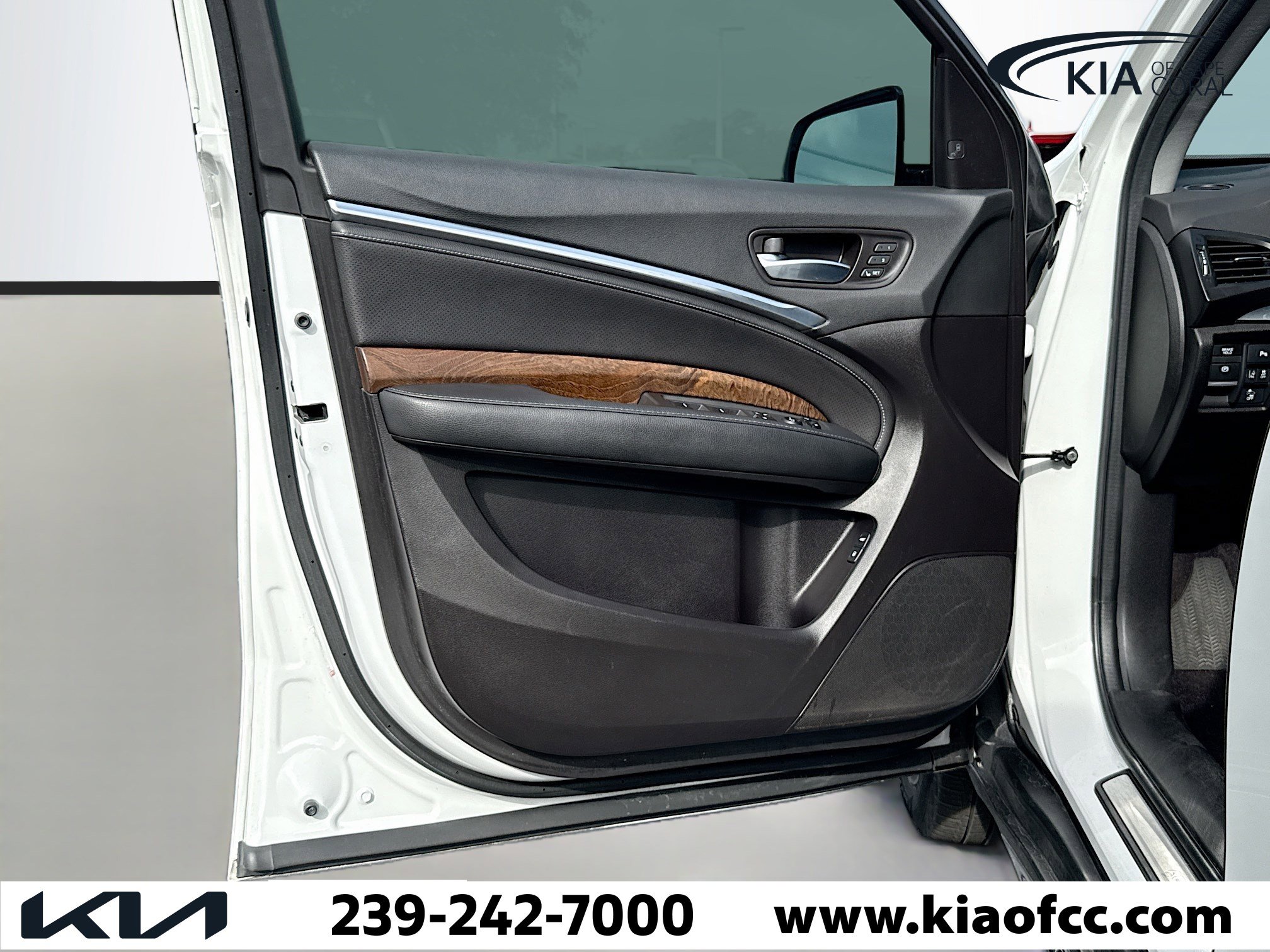 Used 2020 Acura MDX FWD w/ Technology Package image 23