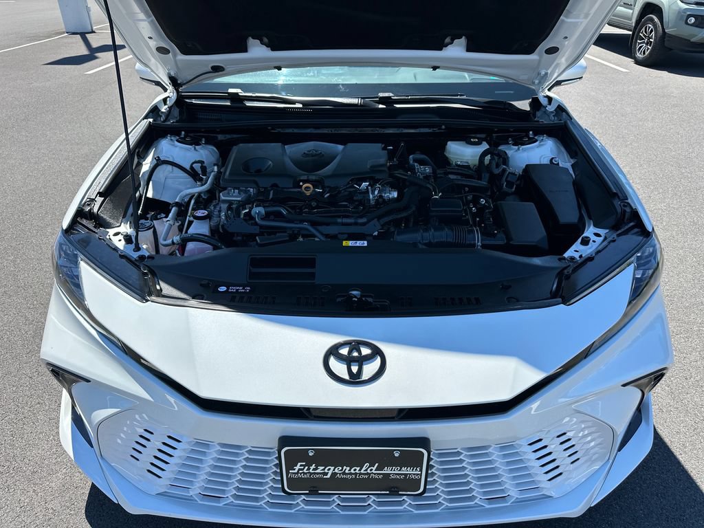Used 2025 Toyota Camry XSE FWD image 22
