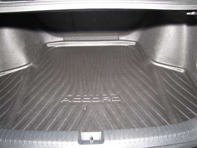 Certified 2023 Honda Accord EX image 17