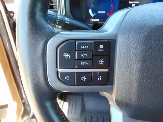 Used 2024 Ford F350 Lariat w/ Lariat Ultimate Package AWD/4WD image 18