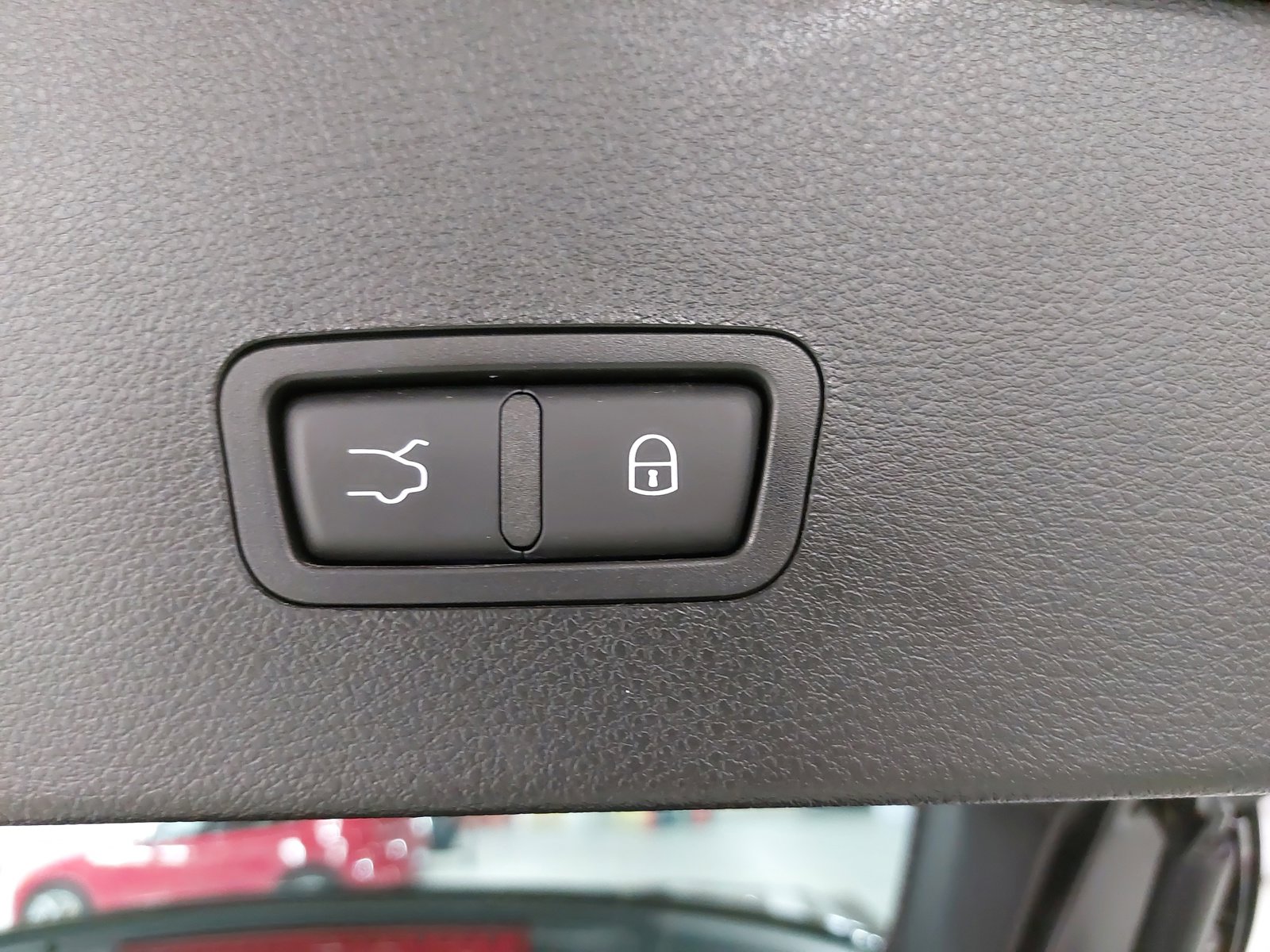 Used 2025 Alfa Romeo Tonale w/ Premium Package image 13