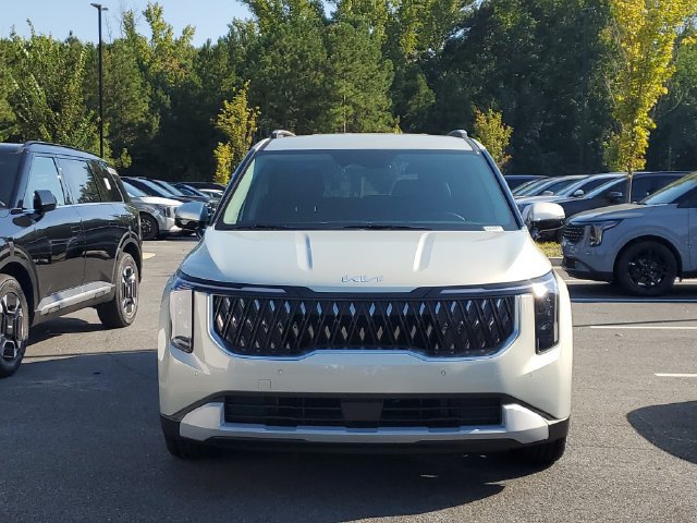 New 2027 Kia Carnival EX FWD image 2