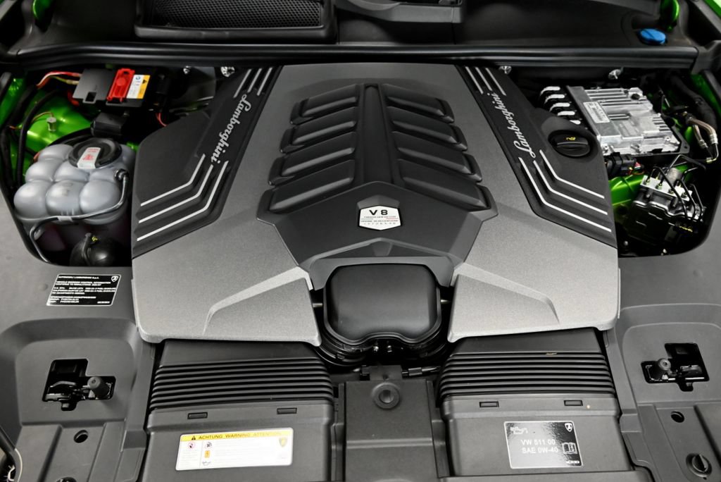 Used 2023 Lamborghini Urus S AWD/4WD image 14