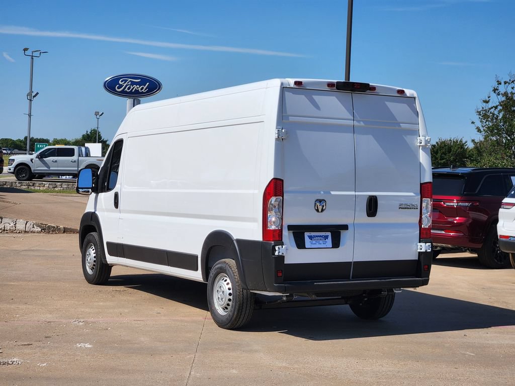 New 2026 RAM ProMaster 2500 w/ Convenience Group FWD image 3