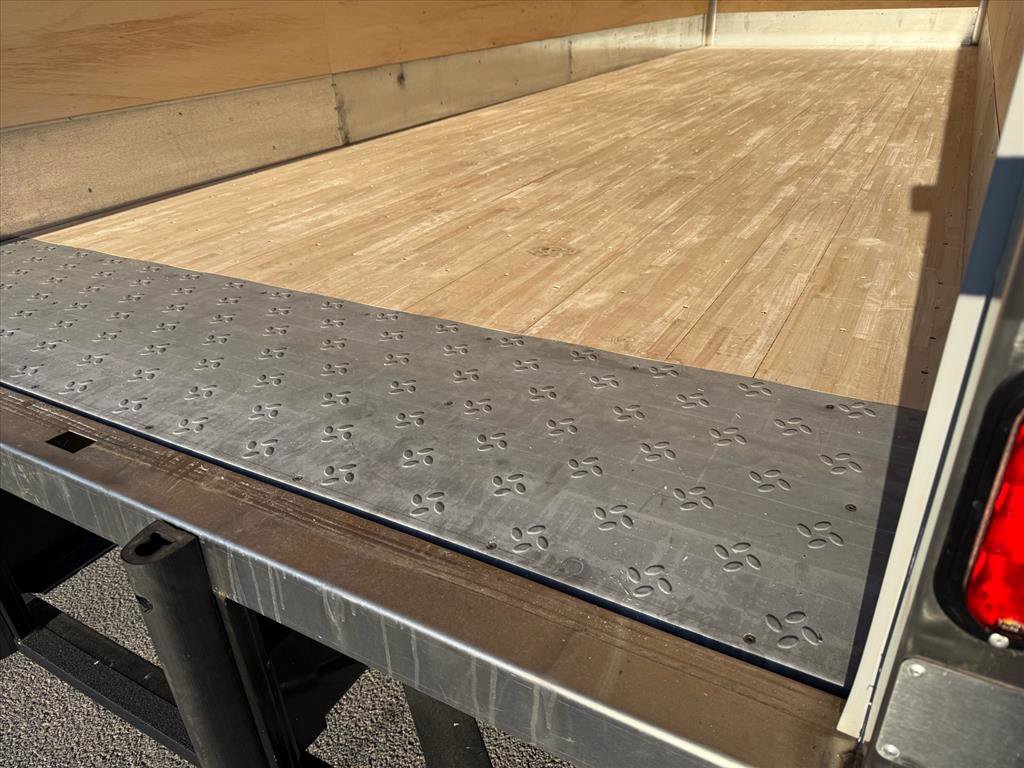 New 2025 Chevrolet Low Cab Forward 6500XD image 7