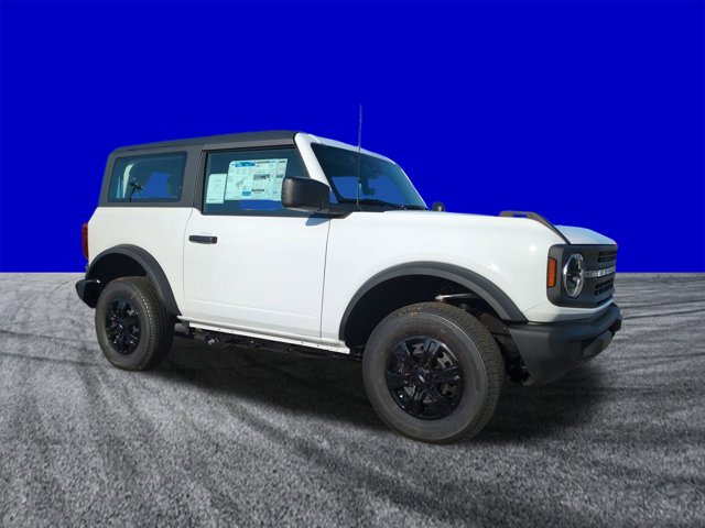 New 2025 Ford Bronco 2-Door image 2