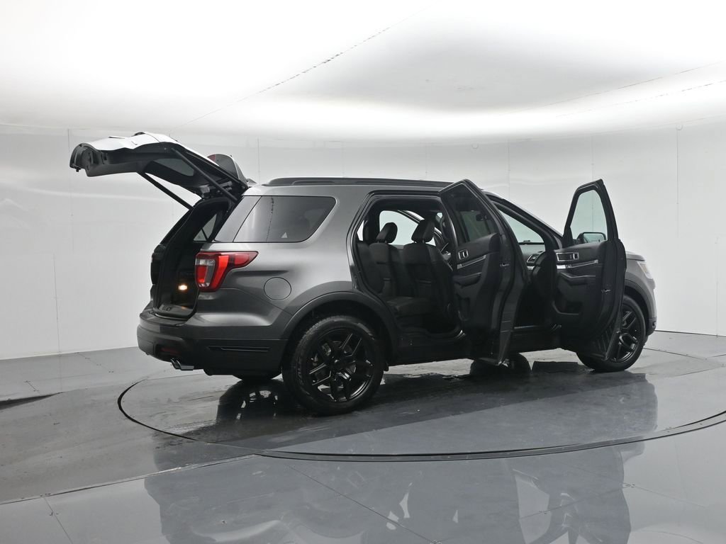 Certified 2018 Ford Explorer Sport w/ Equipment Group 401A image 6