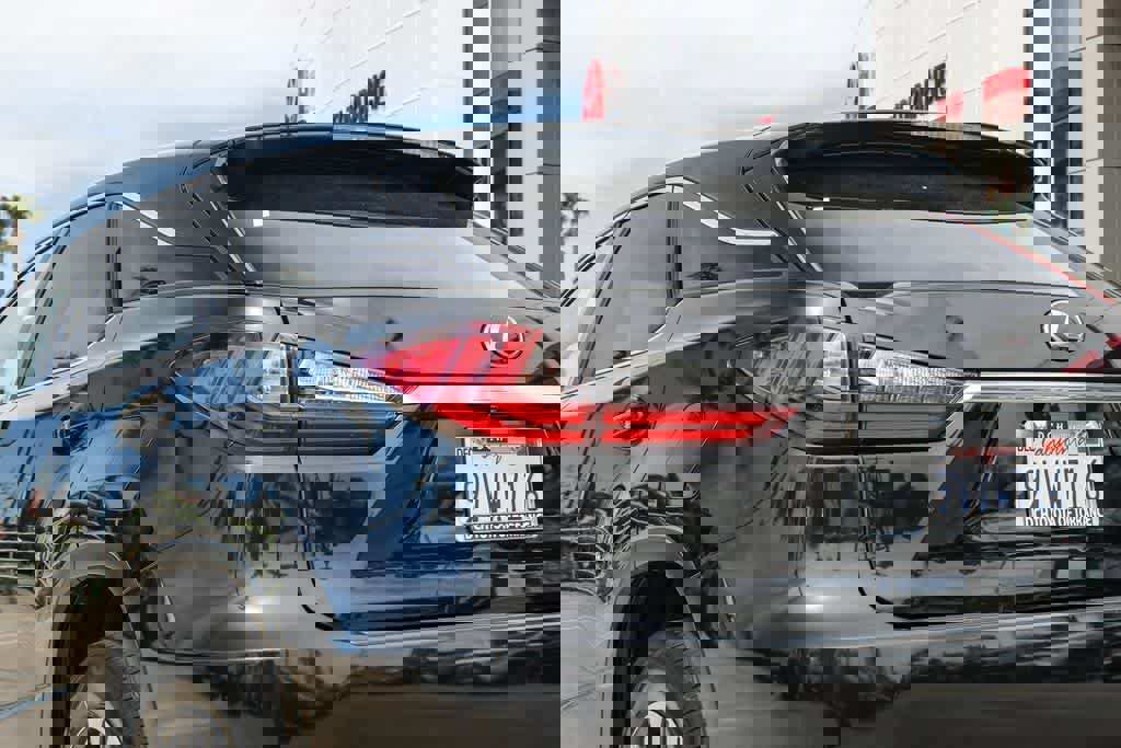 Used 2021 Lexus RX 350 FWD w/ Accessory Package image 6