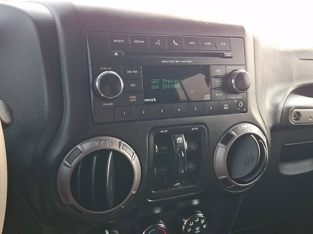 Used 2018 Jeep Wrangler Unlimited Sport S AWD/4WD image 21