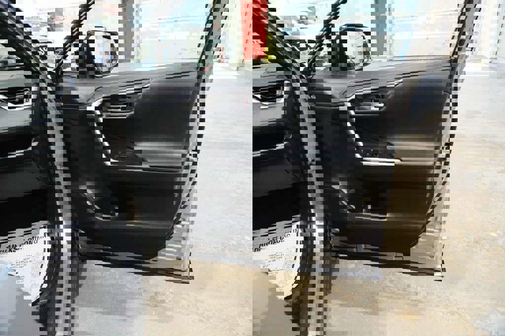 Used 2021 Toyota RAV4 XSE image 34