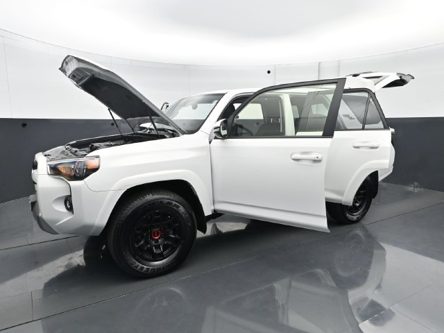 Used 2024 Toyota 4Runner TRD Off-Road Premium w/ TRD Black Wheel Package (TMS) AWD/4WD image 27