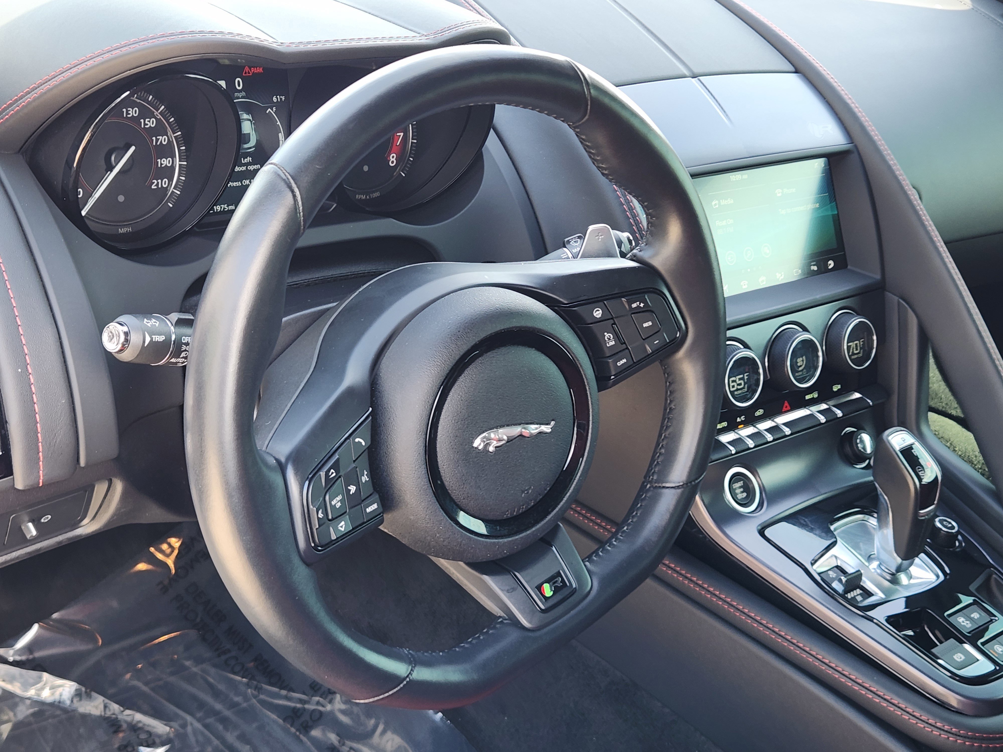 Used 2020 Jaguar F-TYPE R AWD/4WD image 15