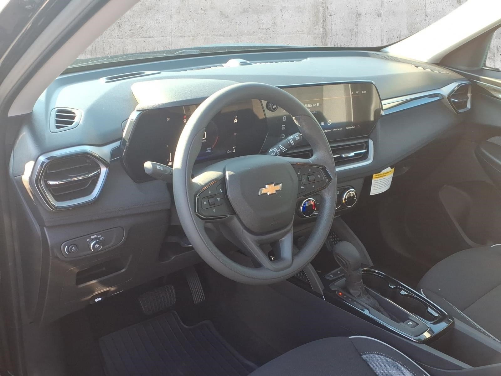 New 2026 Chevrolet TrailBlazer LS w/ LS Convenience Package FWD image 5