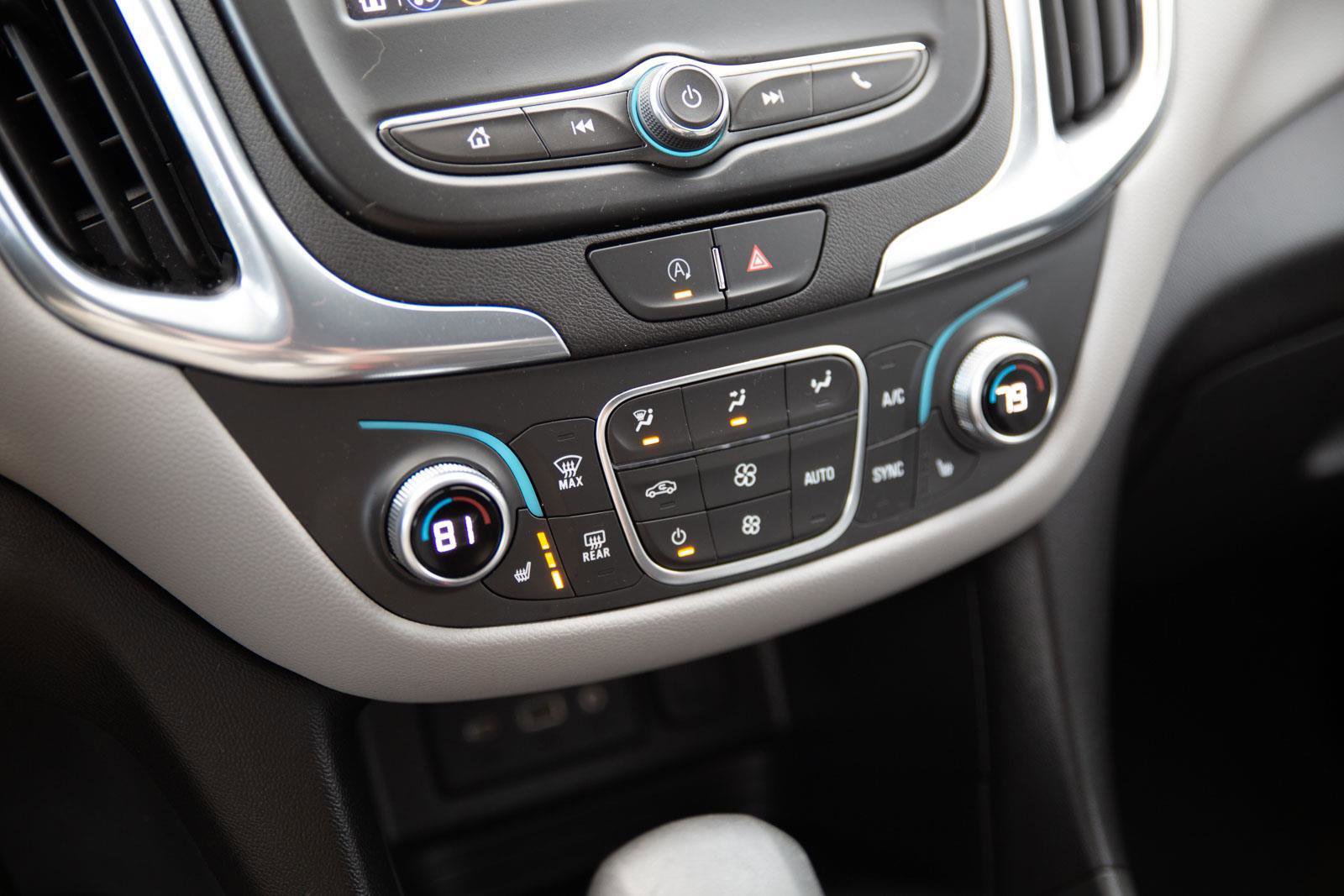 Certified 2023 Chevrolet Equinox LT w/ Driver Convenience Package image 16