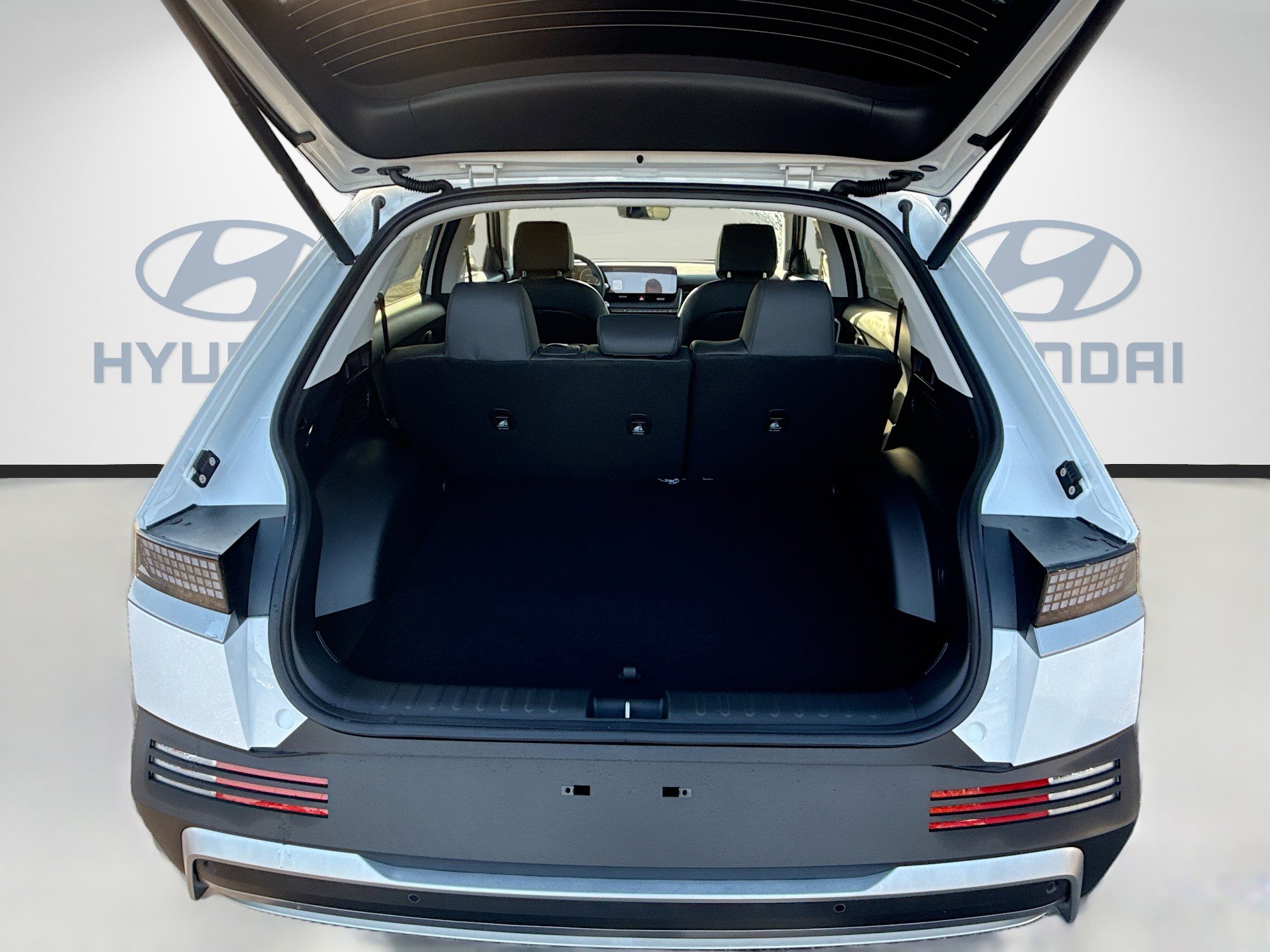 New 2026 Hyundai Ioniq 5 SEL image 19