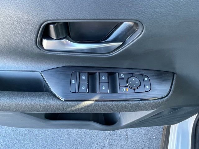 New 2025 Nissan Kicks SV FWD image 12
