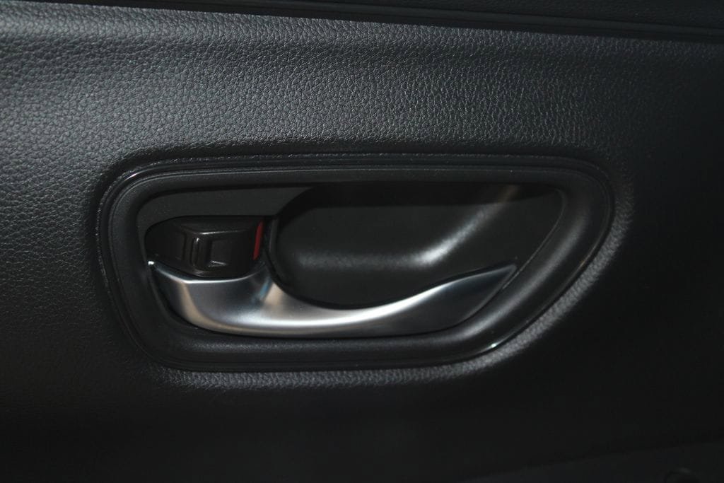 Used 2025 Honda HR-V Sport image 8