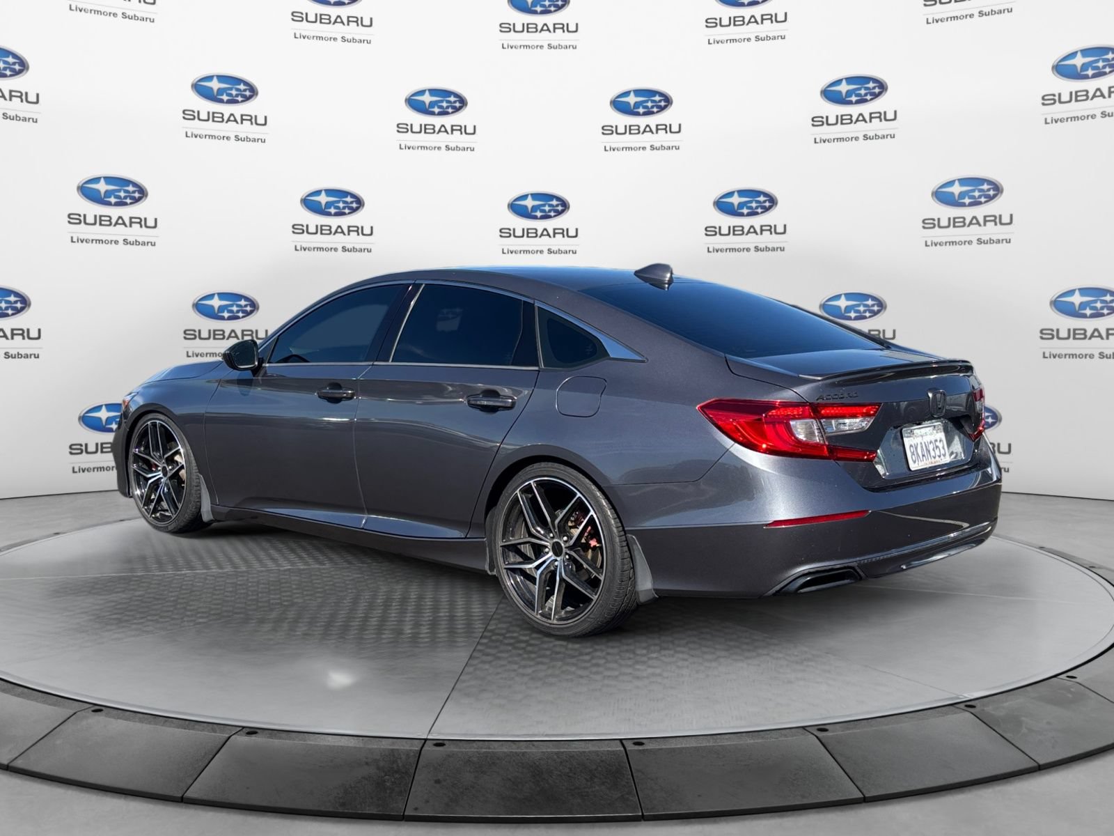 Used 2018 Honda Accord Sport image 4