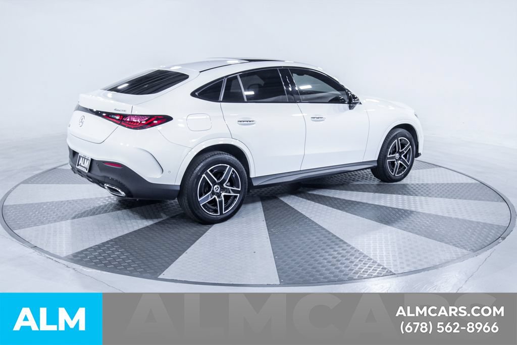 Used 2024 Mercedes-Benz GLC 300 4MATIC w/ AMG Line image 10