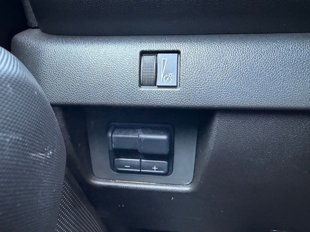 Used 2025 Chevrolet Colorado Trail Boss image 22