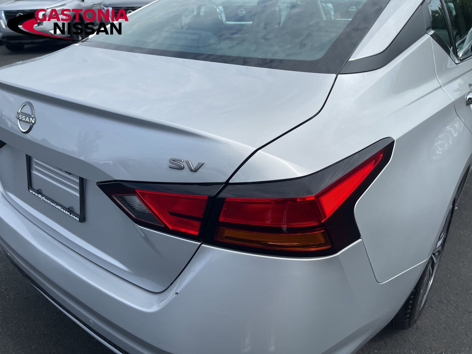 Used 2024 Nissan Altima 2.5 SV image 11