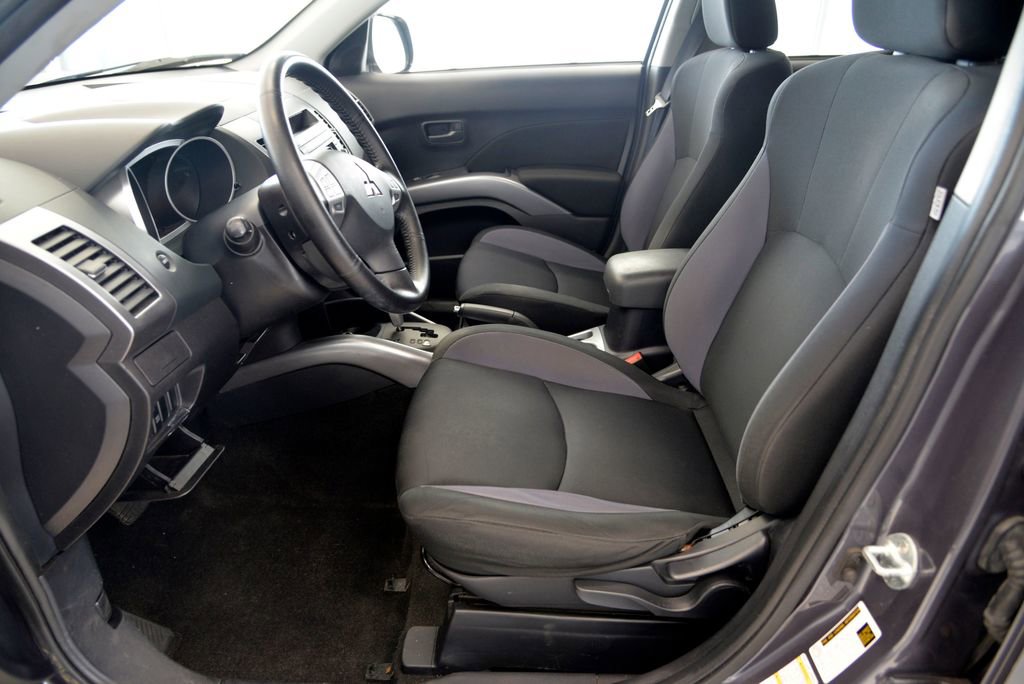 Used 2008 Mitsubishi Outlander ES FWD image 15