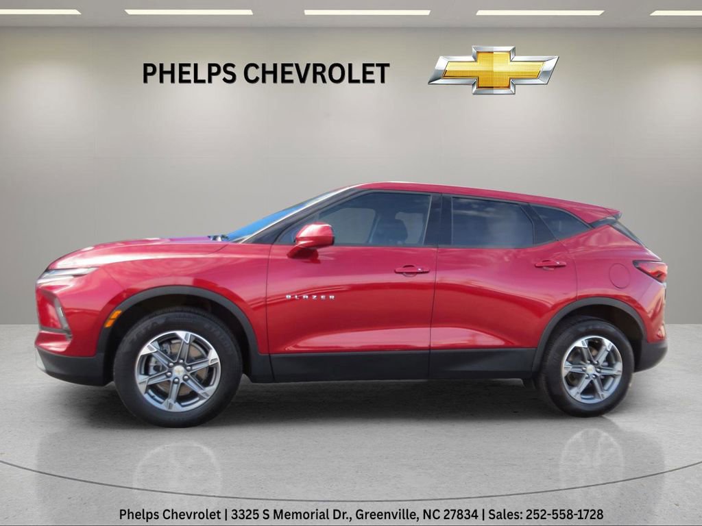 Certified 2023 Chevrolet Blazer LT w/ Driver Confidence Package FWD image 3