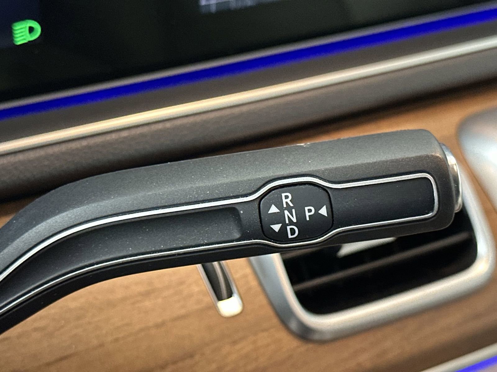 Used 2021 Mercedes-Benz GLE 350 w/ Premium Package image 24