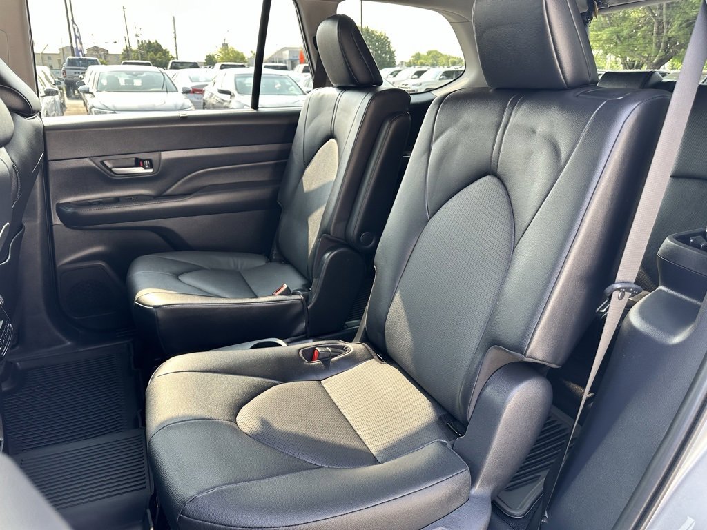 Used 2024 Toyota Grand Highlander XLE image 13