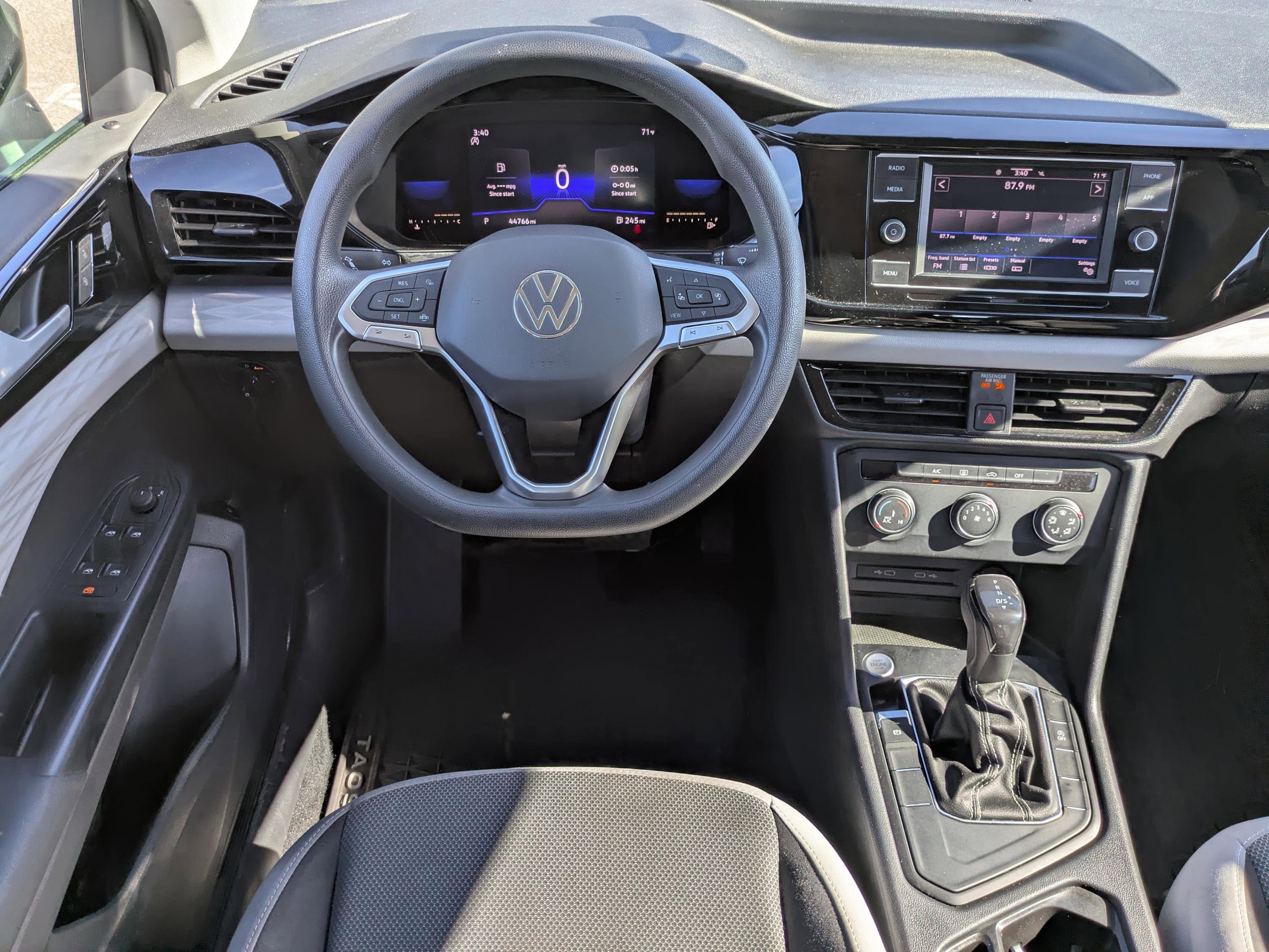 Used 2022 Volkswagen Taos S image 14